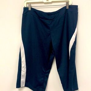 Danskin Now size 16/18 work out shorts